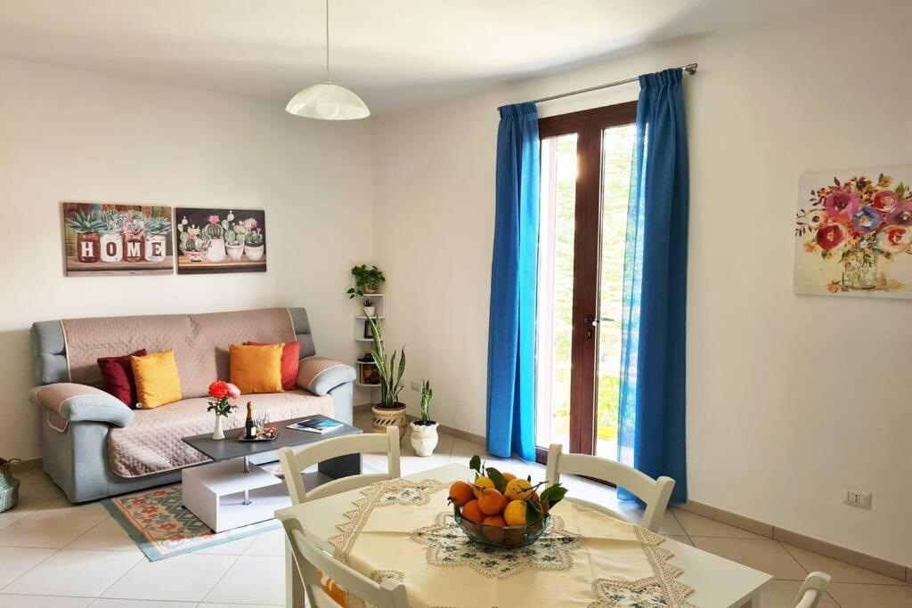 Casa Vacanze Millefiori Codice Iun Q3156 Teulada Exterior photo